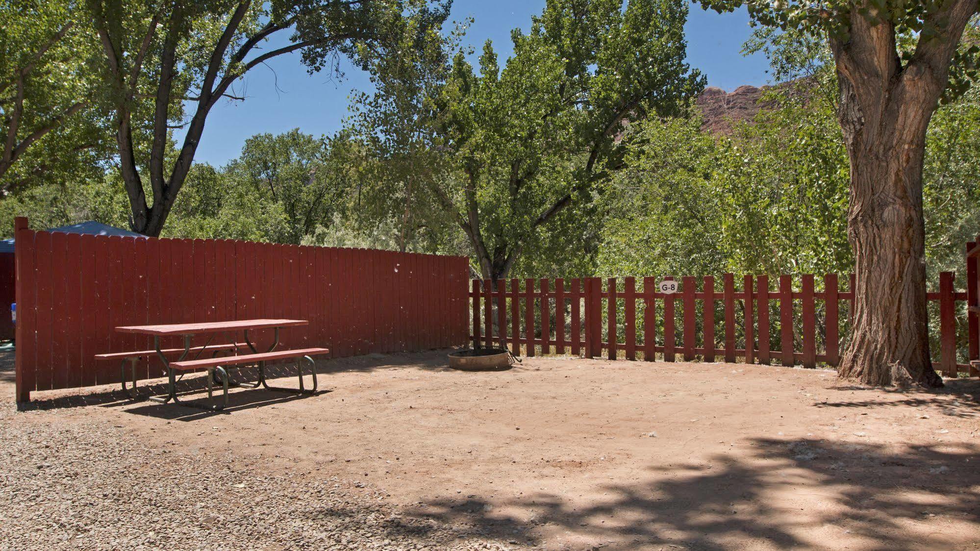 Sun Outdoors Moab Downtown Hotel Exterior foto