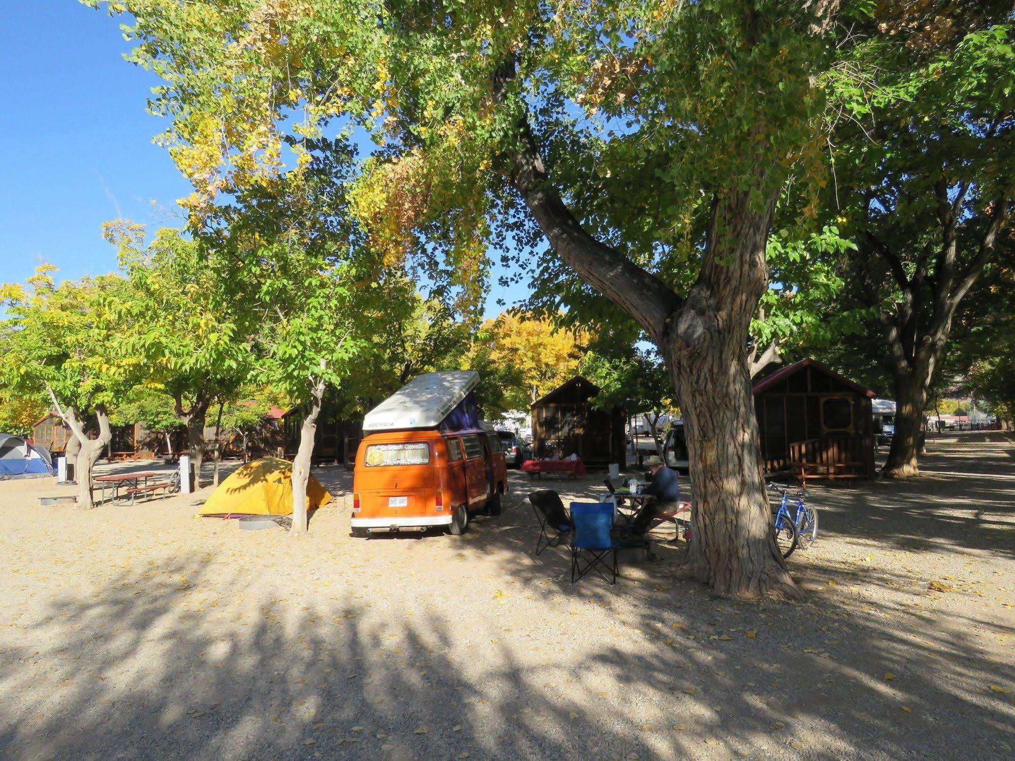 Sun Outdoors Moab Downtown Hotel Exterior foto